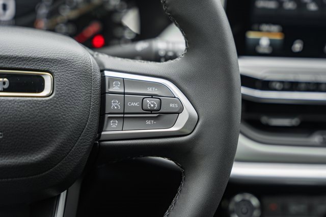 New 2026 Jeep Compass Limited image 31
