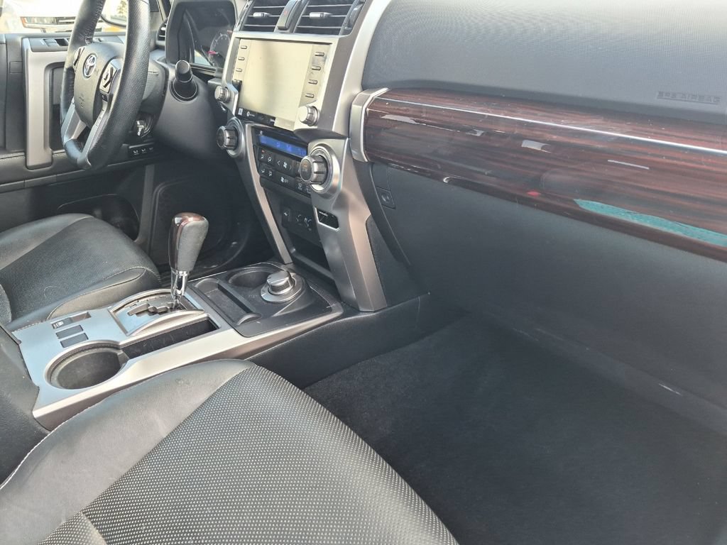 Used 2024 Toyota 4Runner Limited AWD/4WD image 16