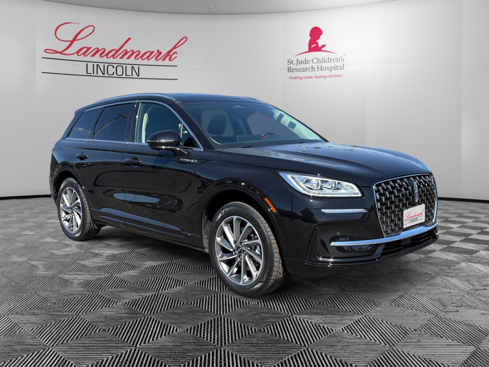 Certified 2024 Lincoln Corsair Grand Touring w/ Equipment Group 301A AWD/4WD image 7