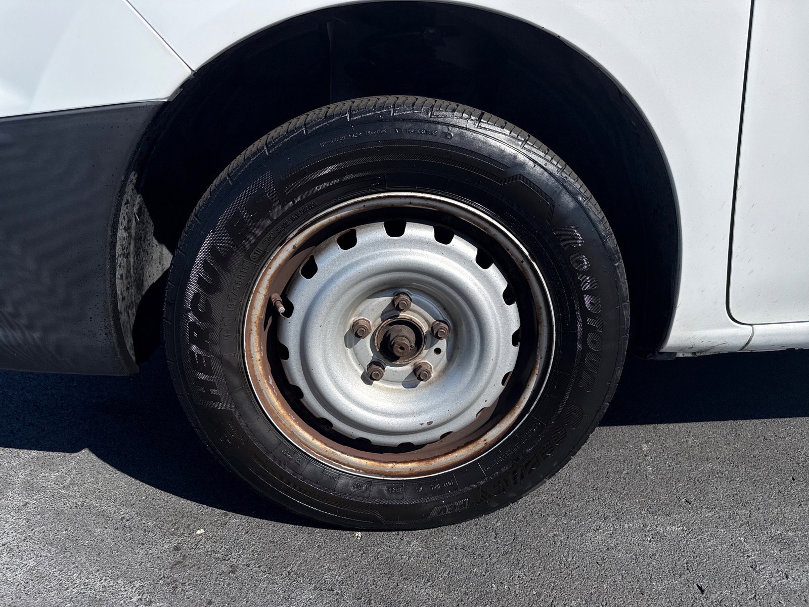 Used 2017 Chevrolet City Express LS image 9