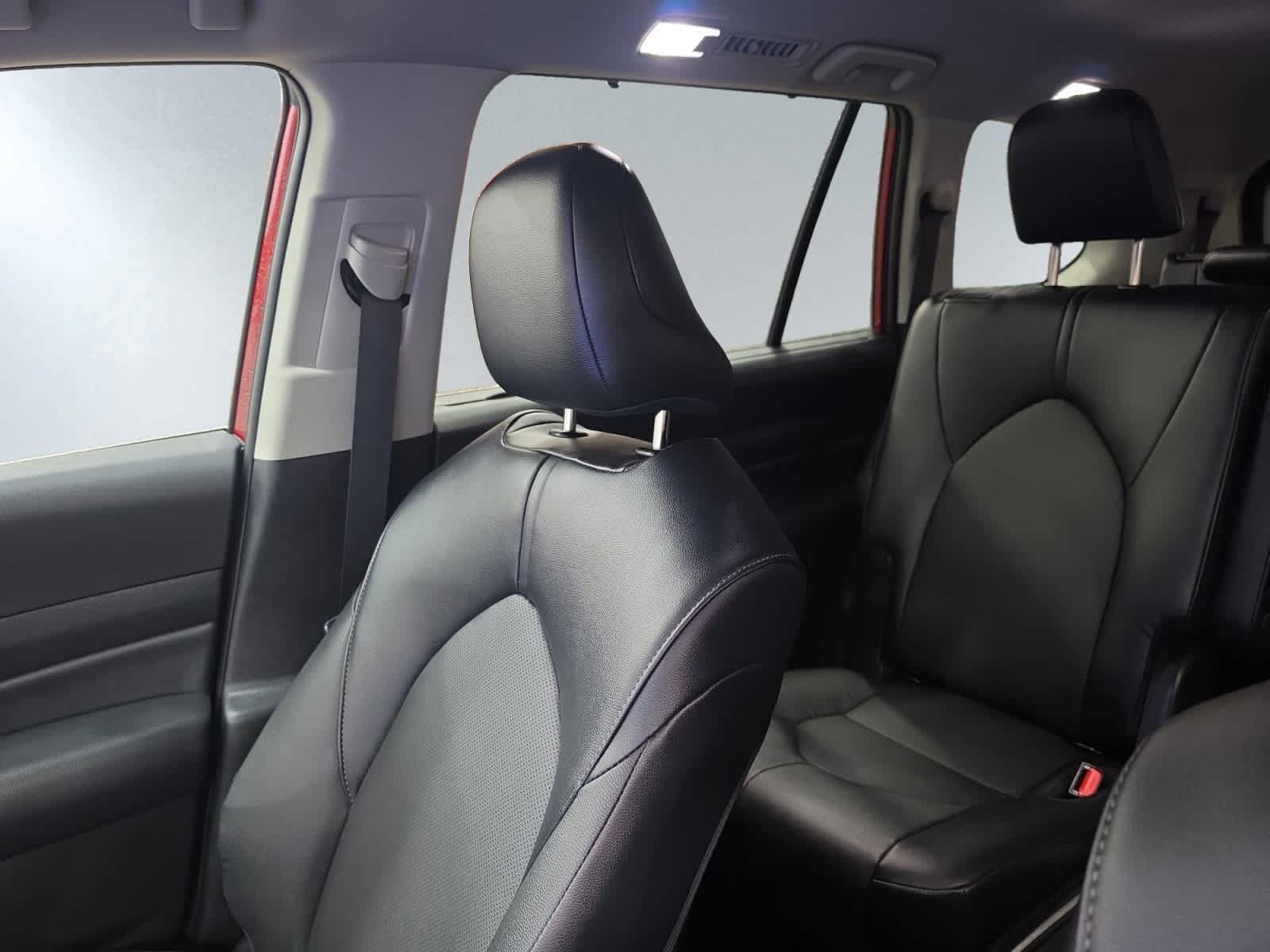 Used 2026 Toyota Grand Highlander AWD image 13