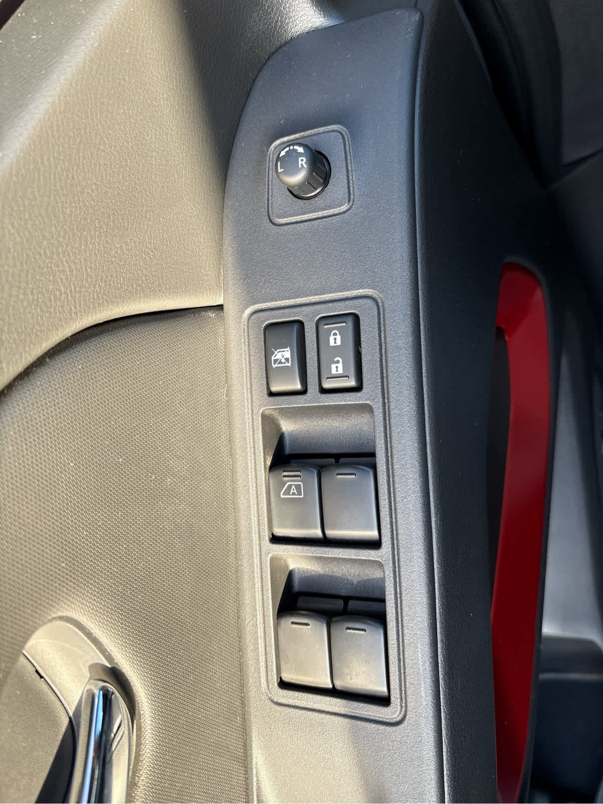 Used 2023 Nissan Frontier PRO-4X w/ Pro-4X Premium Package image 27