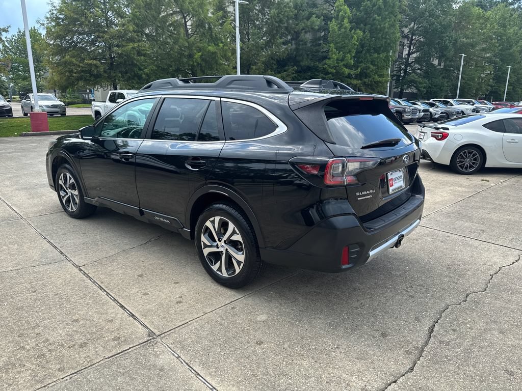 Used 2022 Subaru Outback Limited AWD/4WD image 3