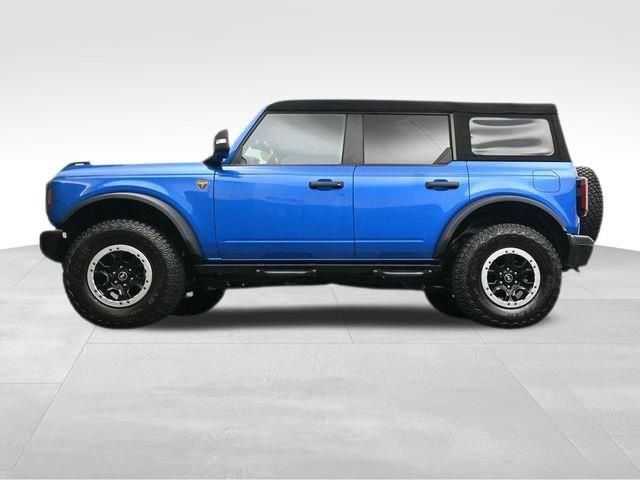 Used 2023 Ford Bronco Badlands image 35