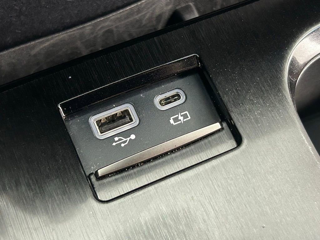 Used 2023 Lexus ES 300h F Sport image 18