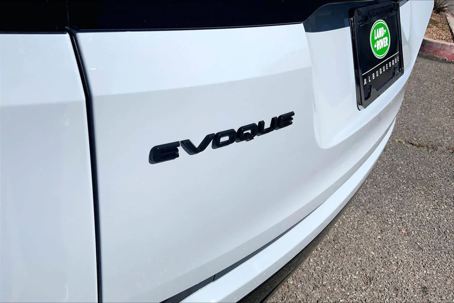 New 2026 Land Rover Range Rover Evoque Dynamic SE AWD/4WD image 15