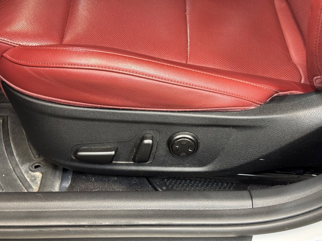 Used 2022 Kia Stinger GT1 w/ Red Interior Color Package image 50