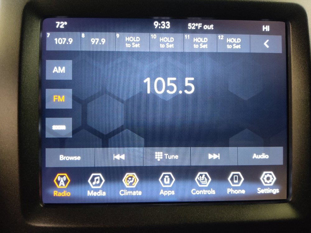 Used 2020 Jeep Cherokee Trailhawk w/ Cold Weather Group image 25