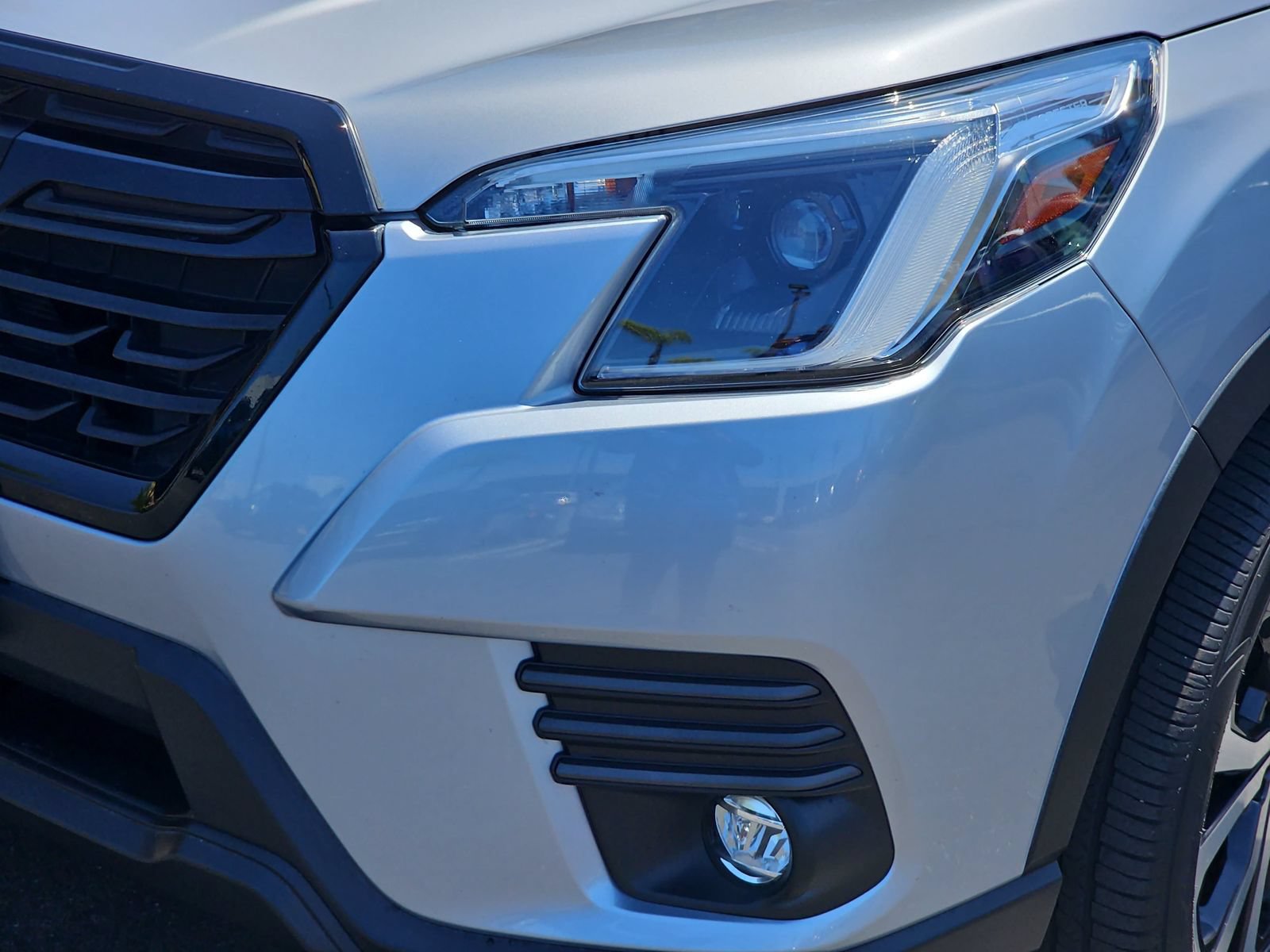 Certified 2024 Subaru Forester Limited AWD/4WD image 33