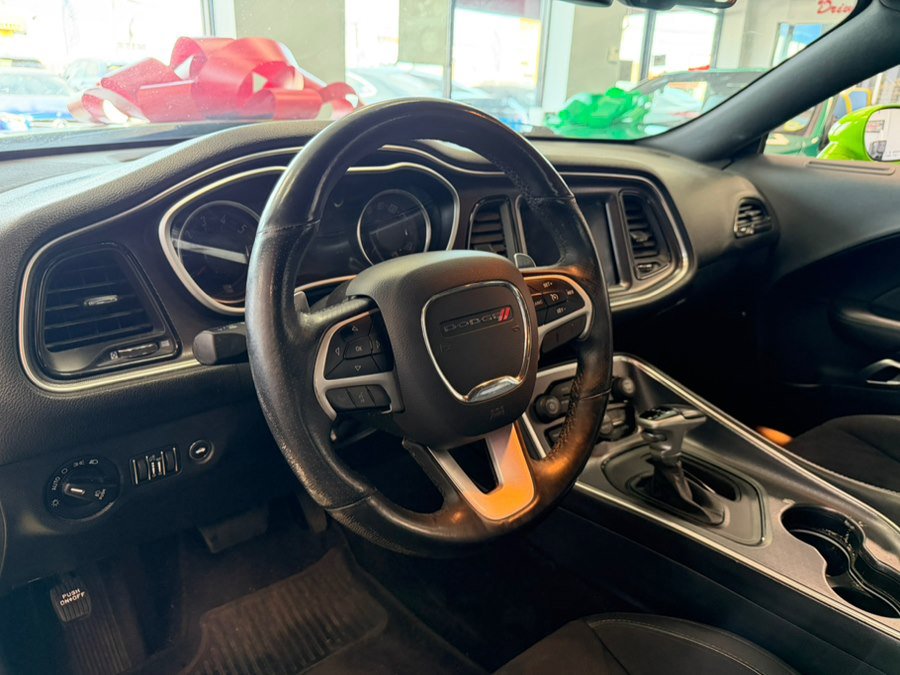 Used 2017 Dodge Challenger GT w/ Driver Convenience Group image 22