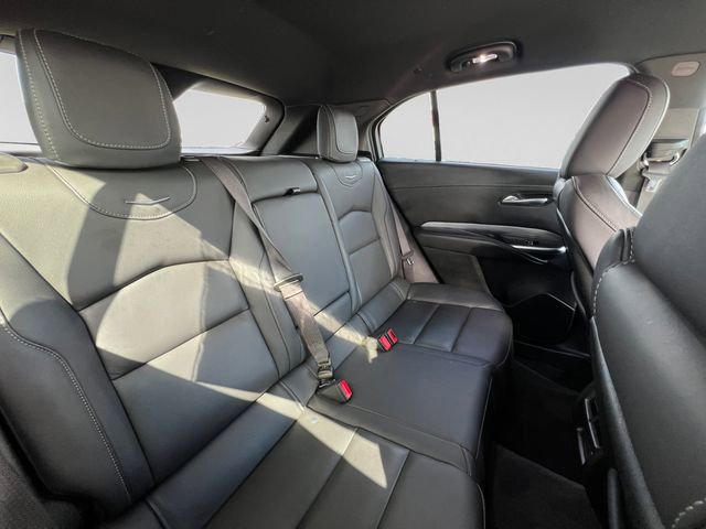 Used 2025 Cadillac XT4 Premium Luxury FWD image 29