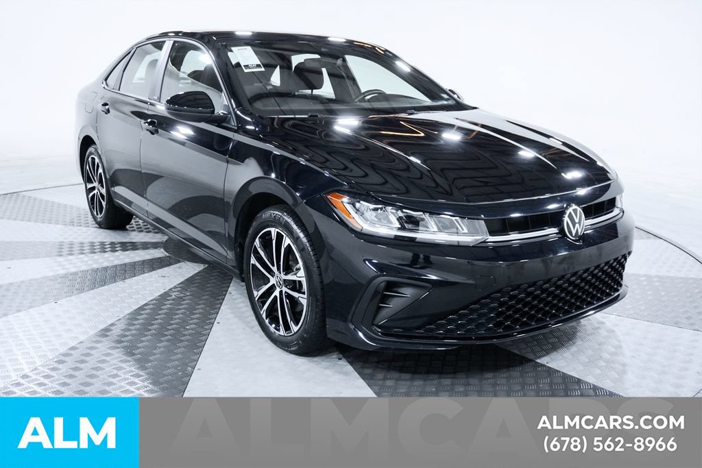 Used 2025 Volkswagen Jetta Sport FWD image 9