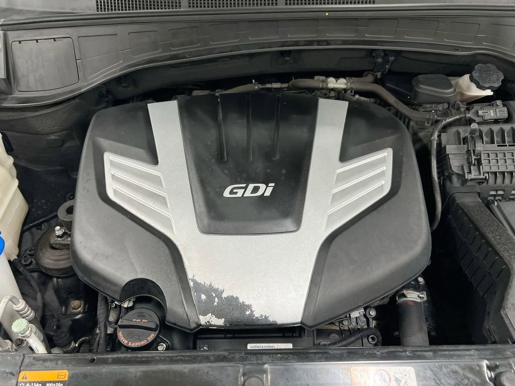 Used 2015 Hyundai Santa Fe Limited image 24