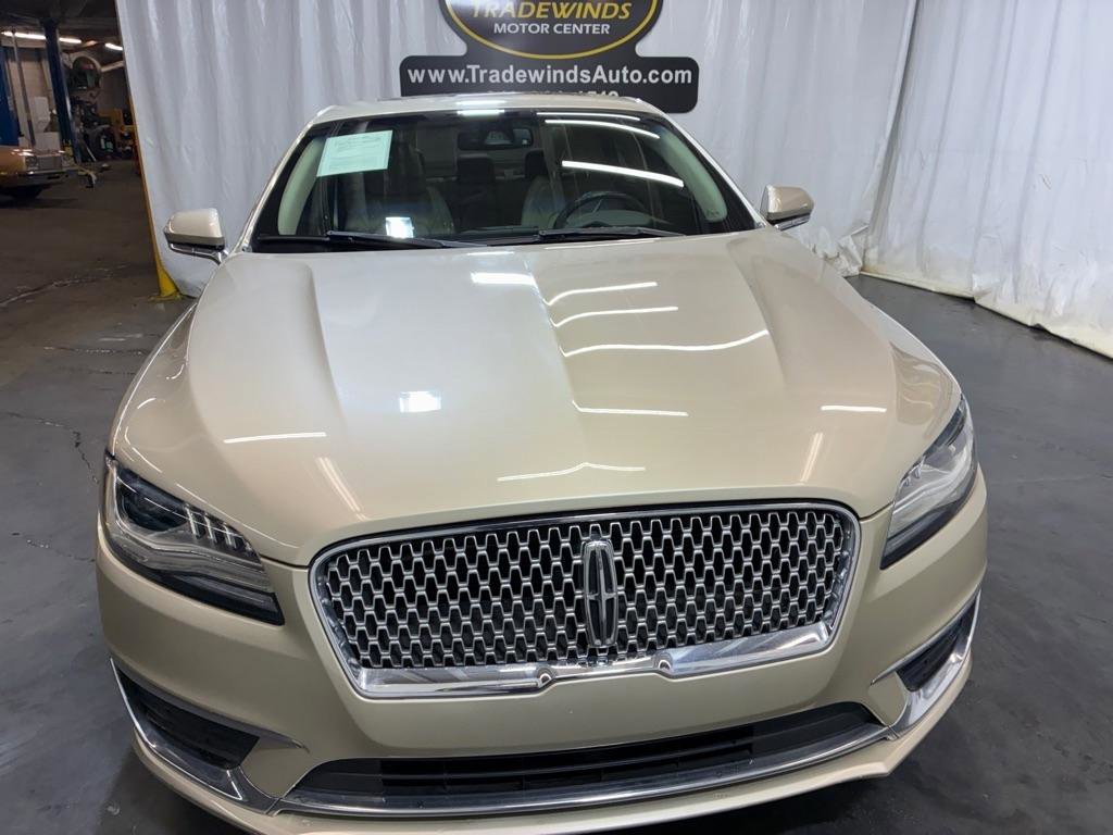 Used 2017 Lincoln MKZ Reserve w/ Climate Package FWD image 4