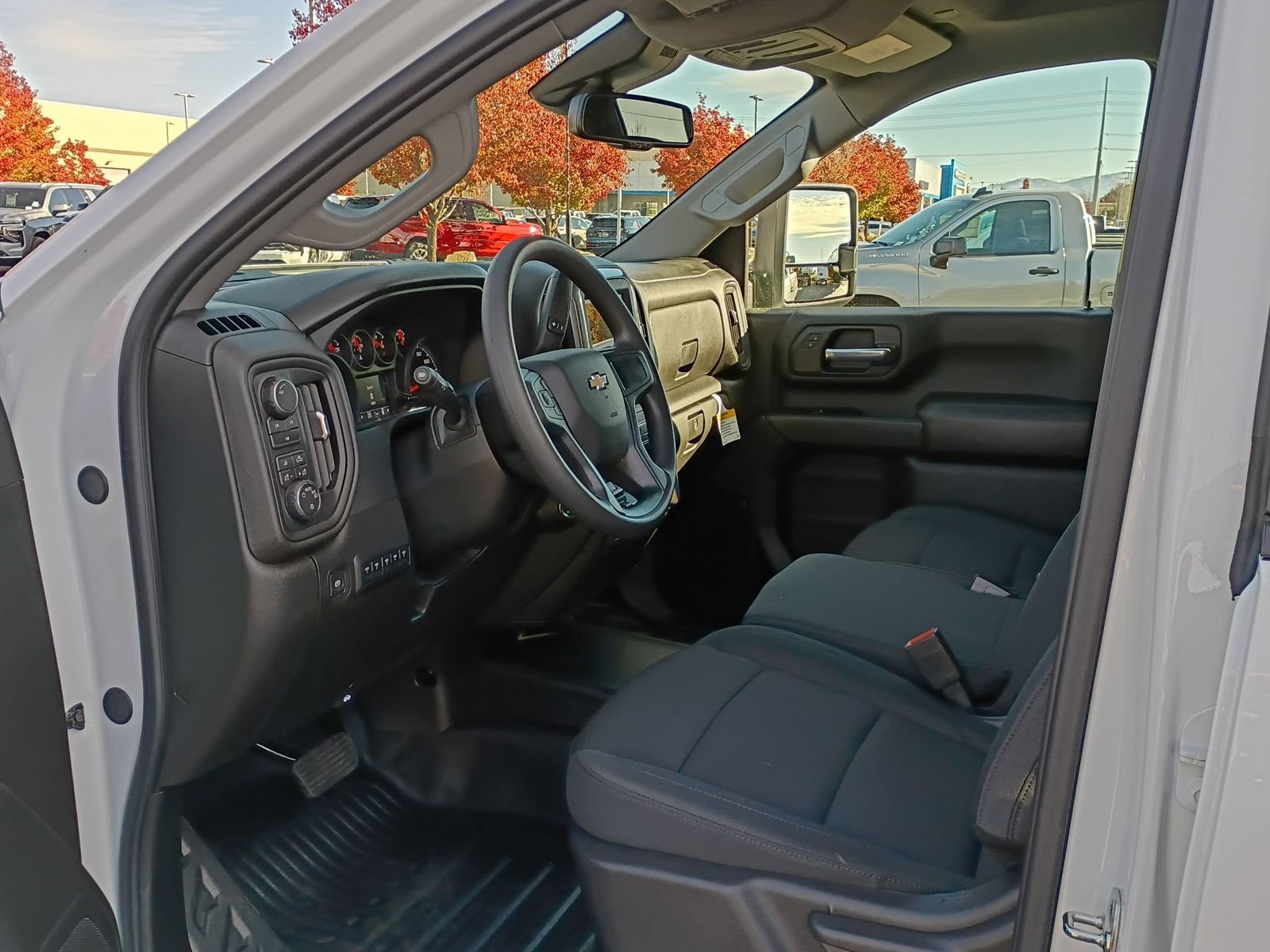 New 2026 Chevrolet Silverado 3500 W/T image 30