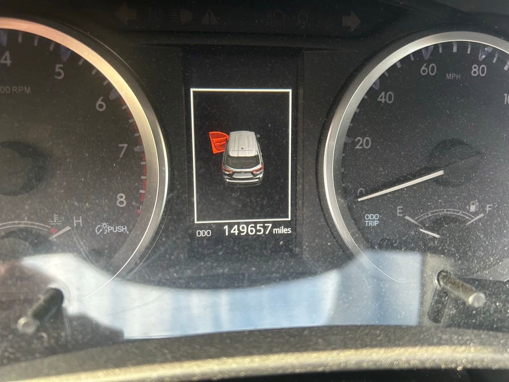 Used 2017 Toyota Highlander LE FWD image 8