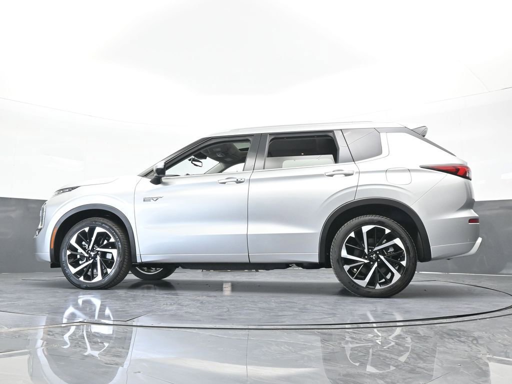 New 2025 Mitsubishi Outlander SEL image 67