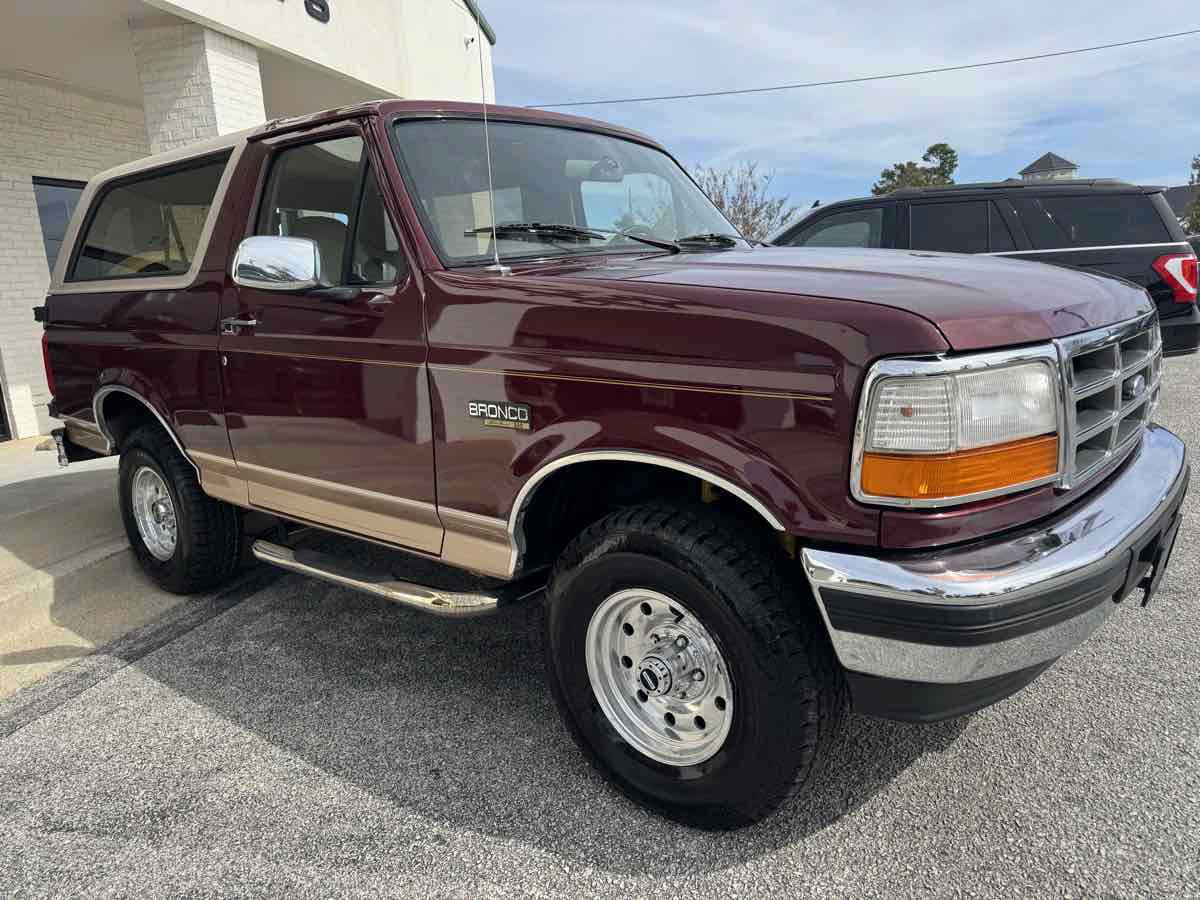 Used 1996 Ford Bronco Eddie Bauer AWD/4WD image 5