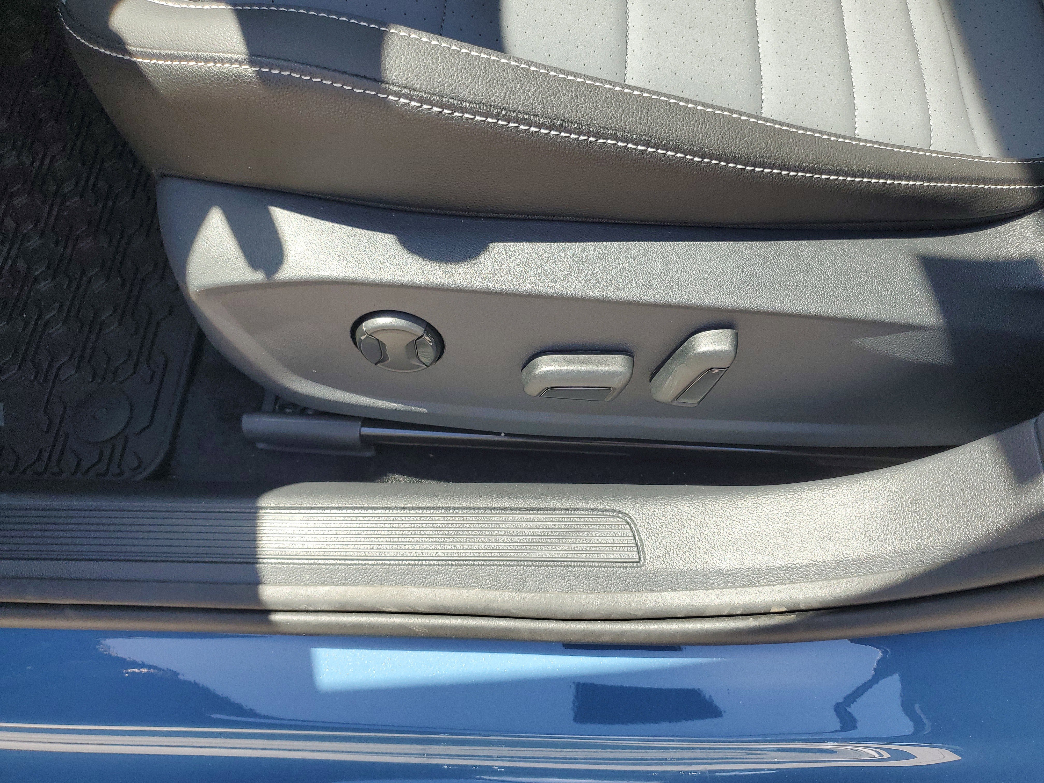 New 2025 Volkswagen Jetta SE image 15