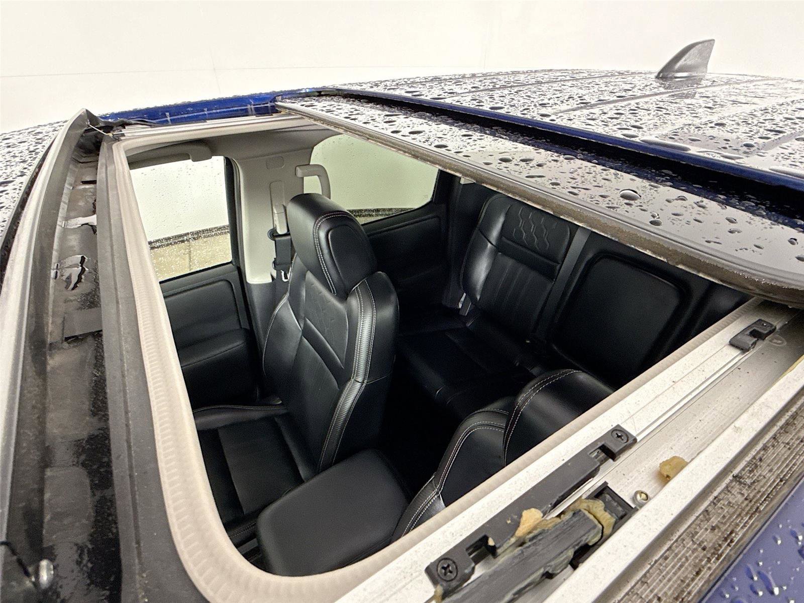 Used 2023 Nissan Frontier SV w/ SV Premium Package image 22