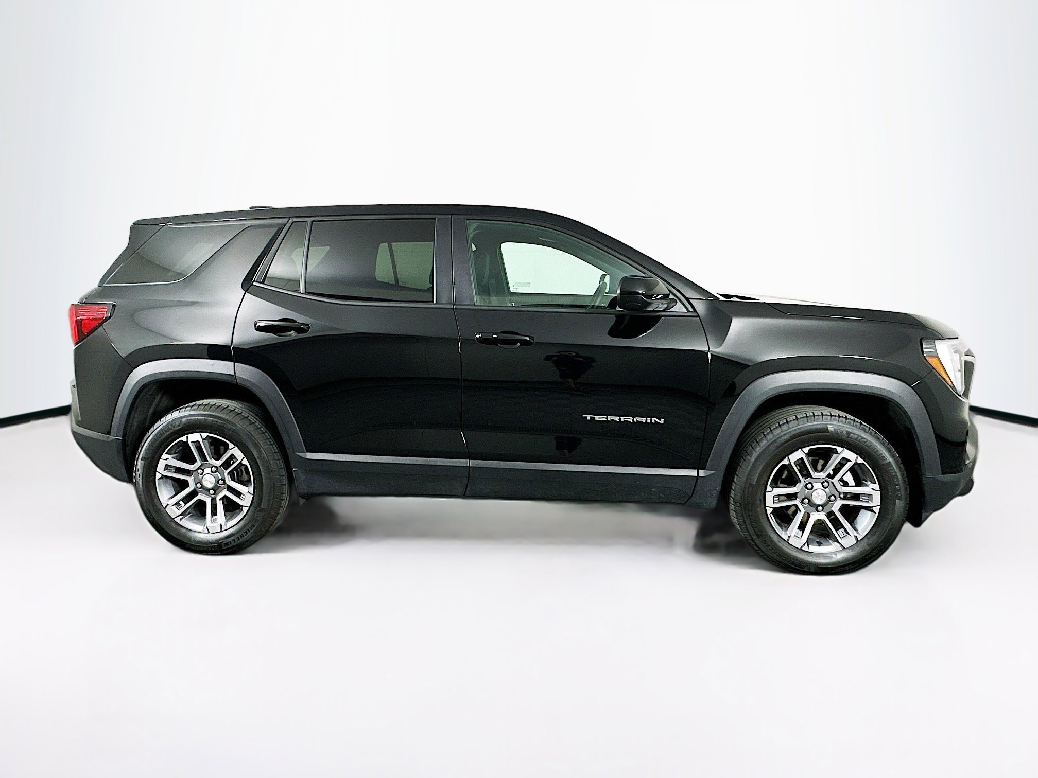 Used 2025 GMC Terrain Elevation AWD/4WD image 10
