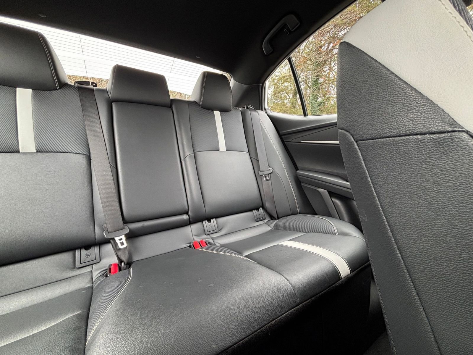 Used 2025 Toyota Camry SE image 37