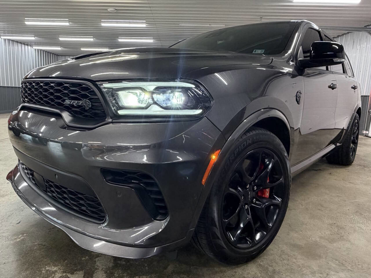 Used 2021 Dodge Durango SRT Hellcat w/ Technology Group AWD/4WD image 20