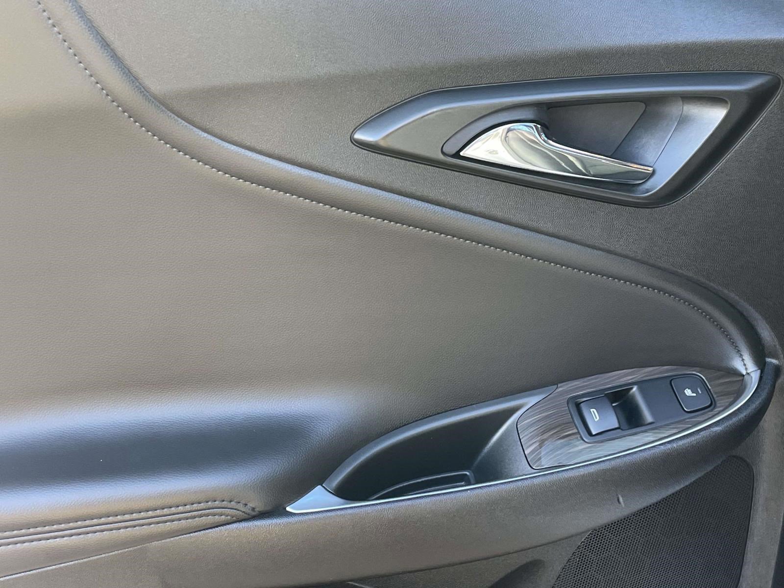 Used 2022 Chevrolet Malibu Premier image 17