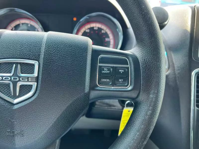 Used 2014 Dodge Grand Caravan American Value Package FWD image 21