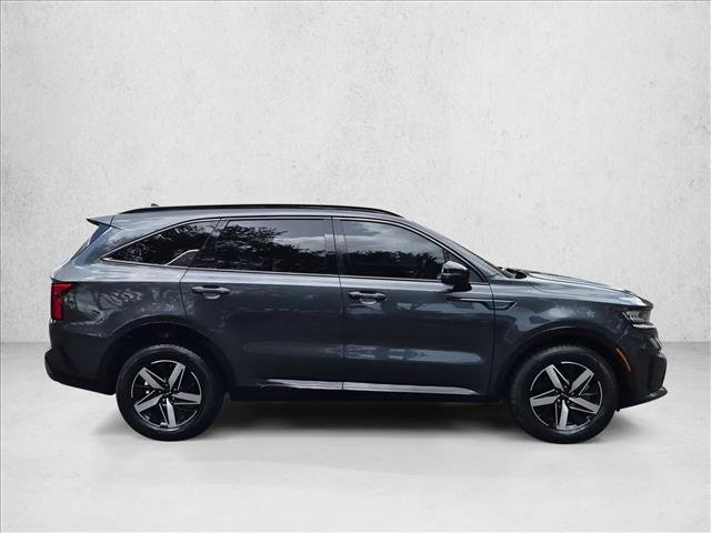 Used 2023 Kia Sorento S FWD image 4
