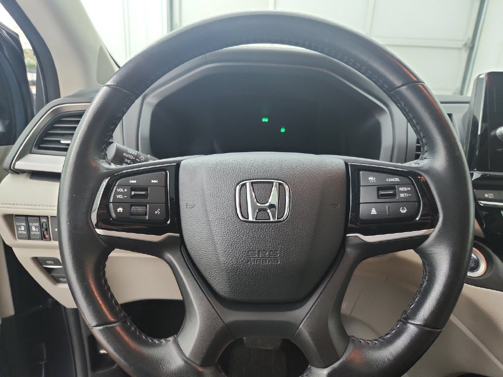 Used 2025 Honda Odyssey EX-L image 15