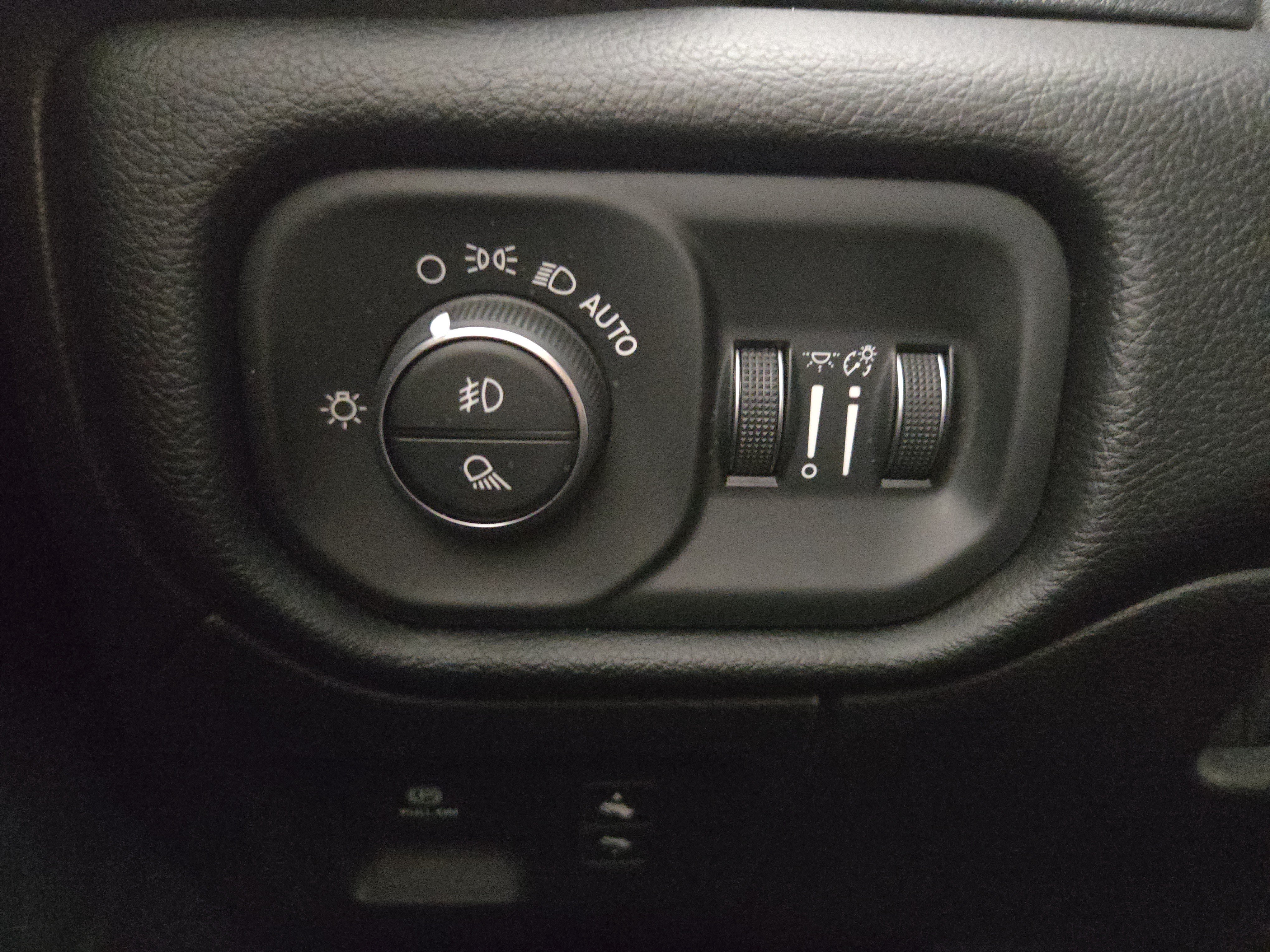 Certified 2019 RAM 1500 Big Horn AWD/4WD image 25