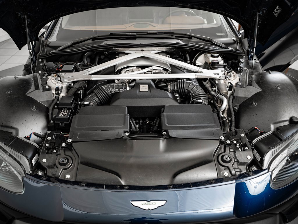 Used 2020 Aston Martin V8 Vantage Coupe image 47