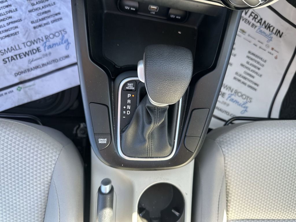 Used 2025 Kia Soul LX FWD image 25