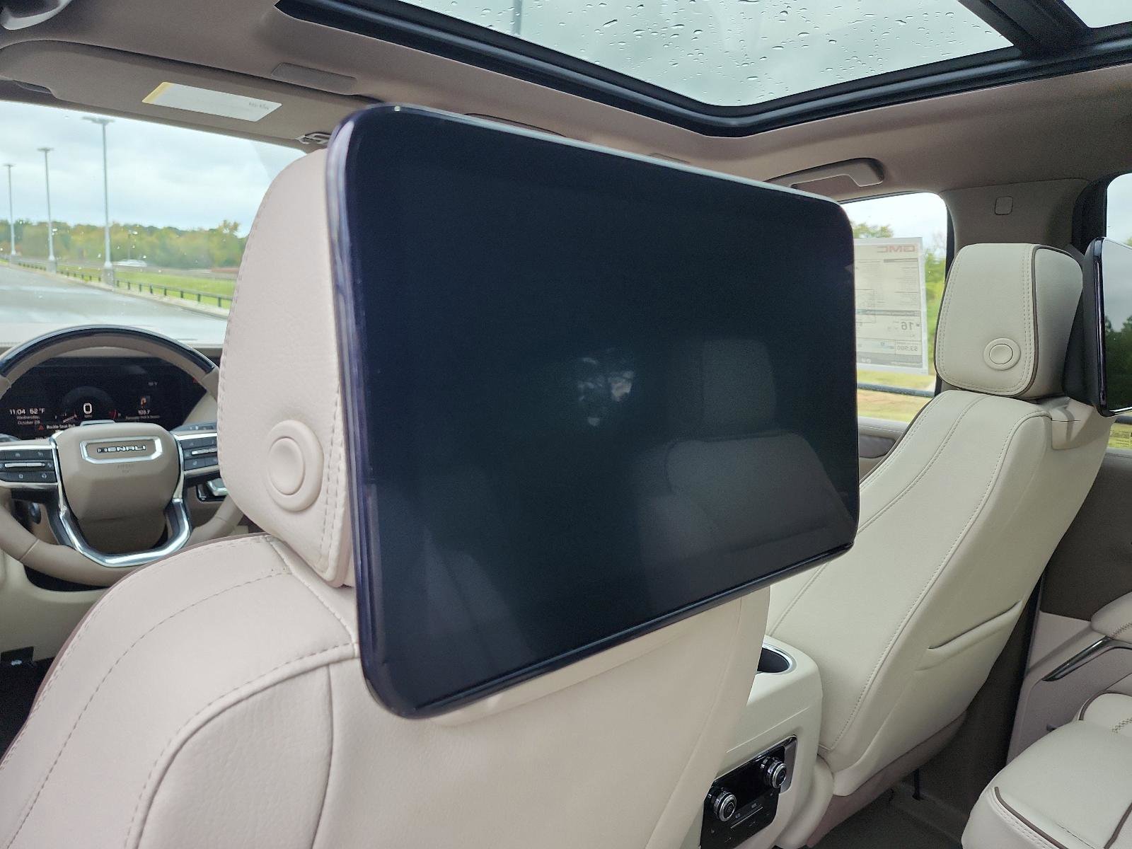 New 2026 GMC Yukon Denali image 10