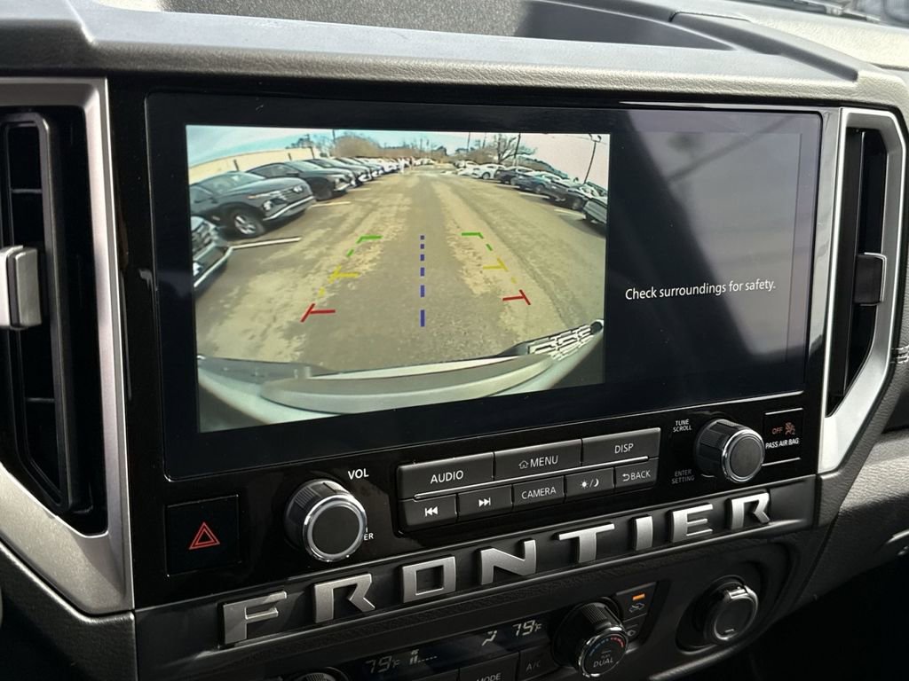 Used 2025 Nissan Frontier SV w/ SV Convenience Package image 19