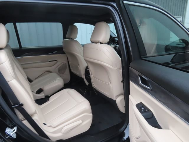 Used 2023 Jeep Grand Cherokee L Limited AWD/4WD image 28