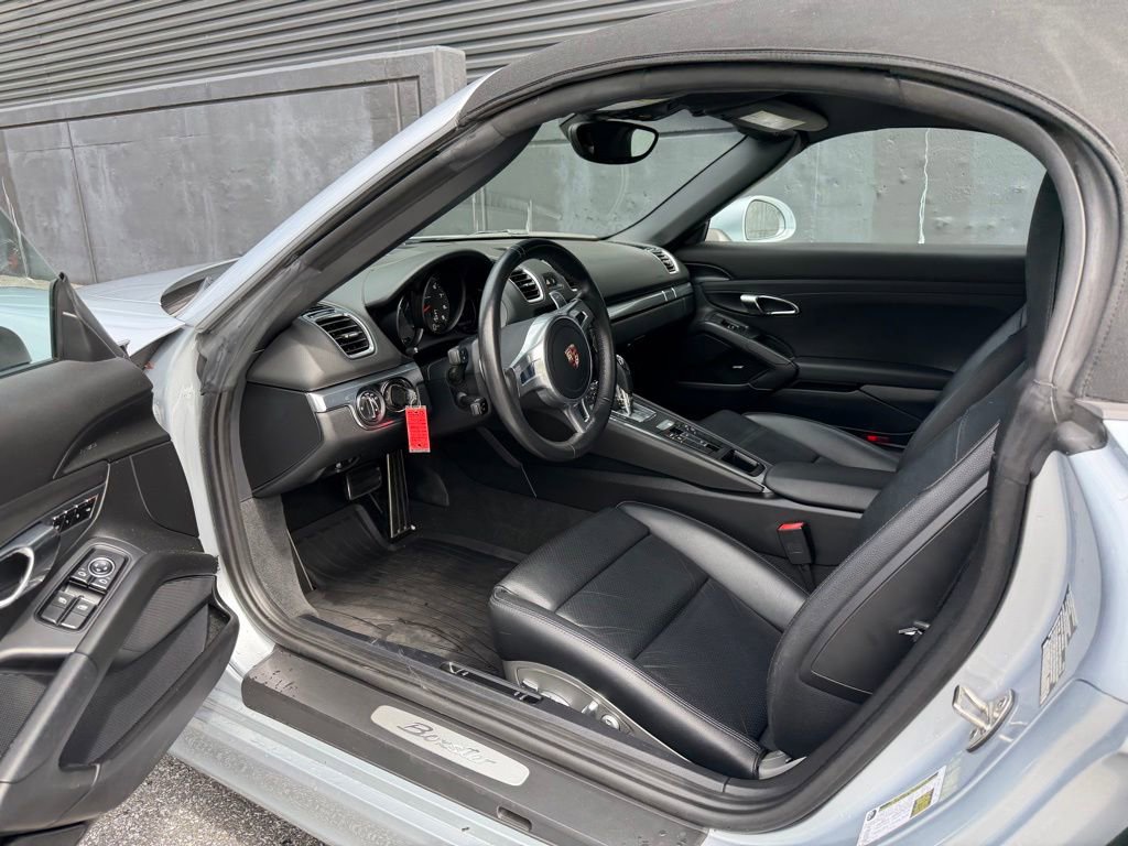 Certified 2015 Porsche Boxster RWD image 4