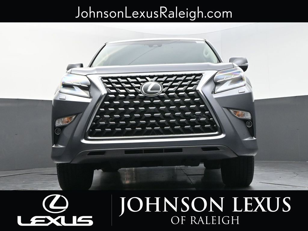 Used 2020 Lexus GX 460 Luxury w/ Accessory Package AWD/4WD image 16