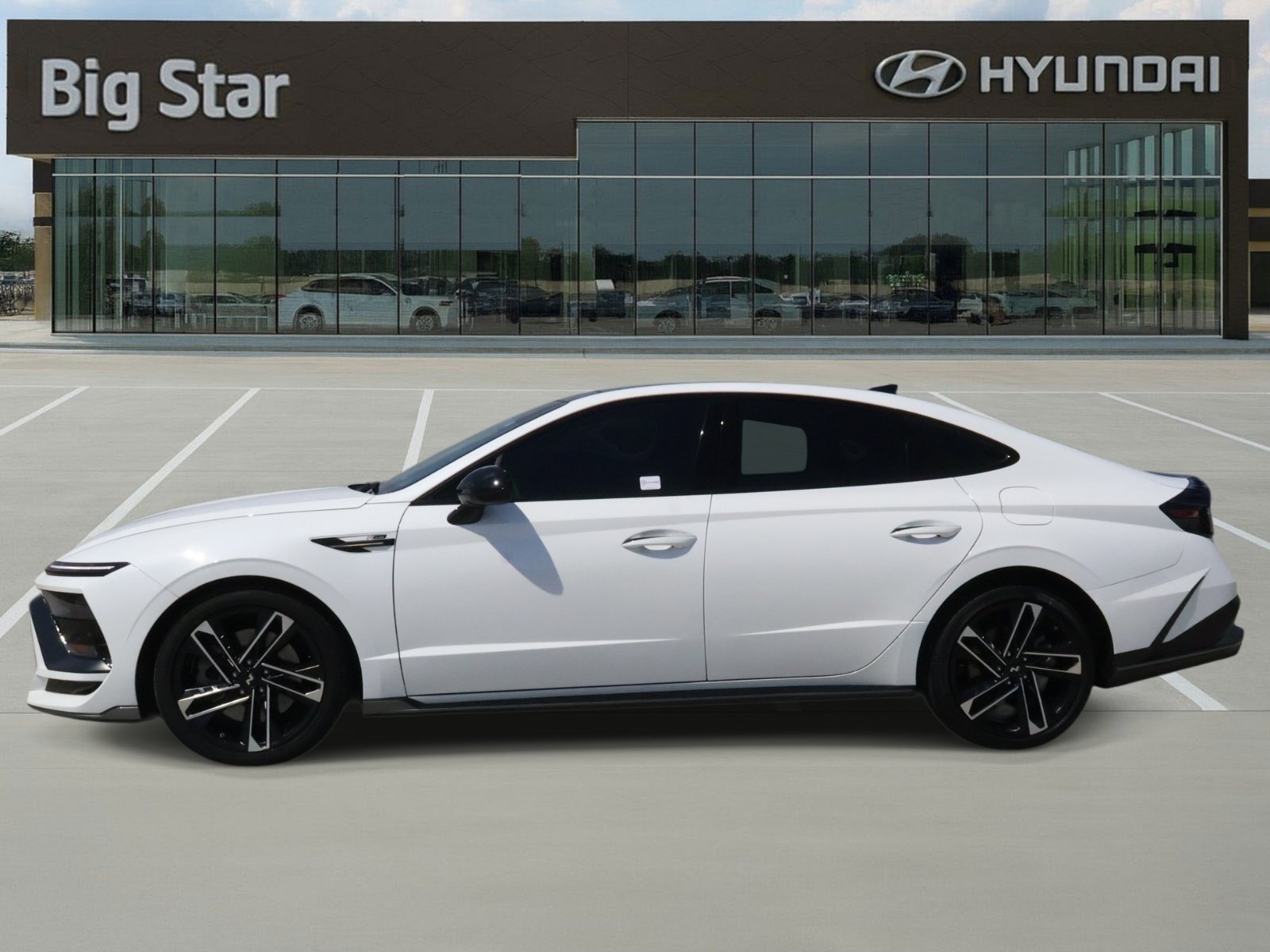 Used 2024 Hyundai Sonata N Line FWD image 2