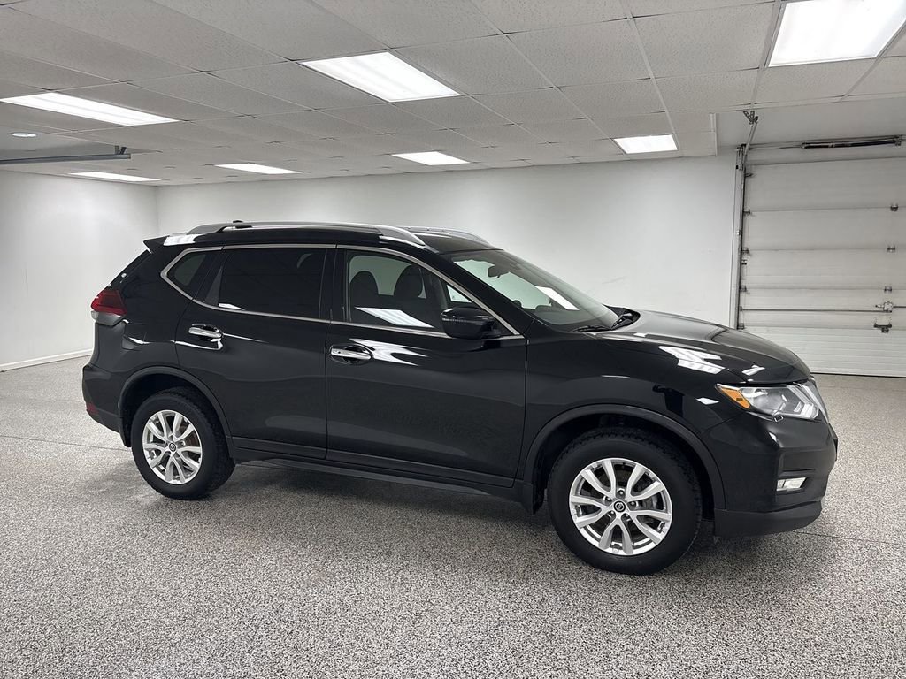Used 2019 Nissan Rogue SV video 1