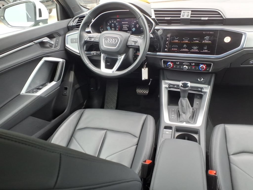Used 2025 Audi Q3 2.0T Premium AWD/4WD image 6