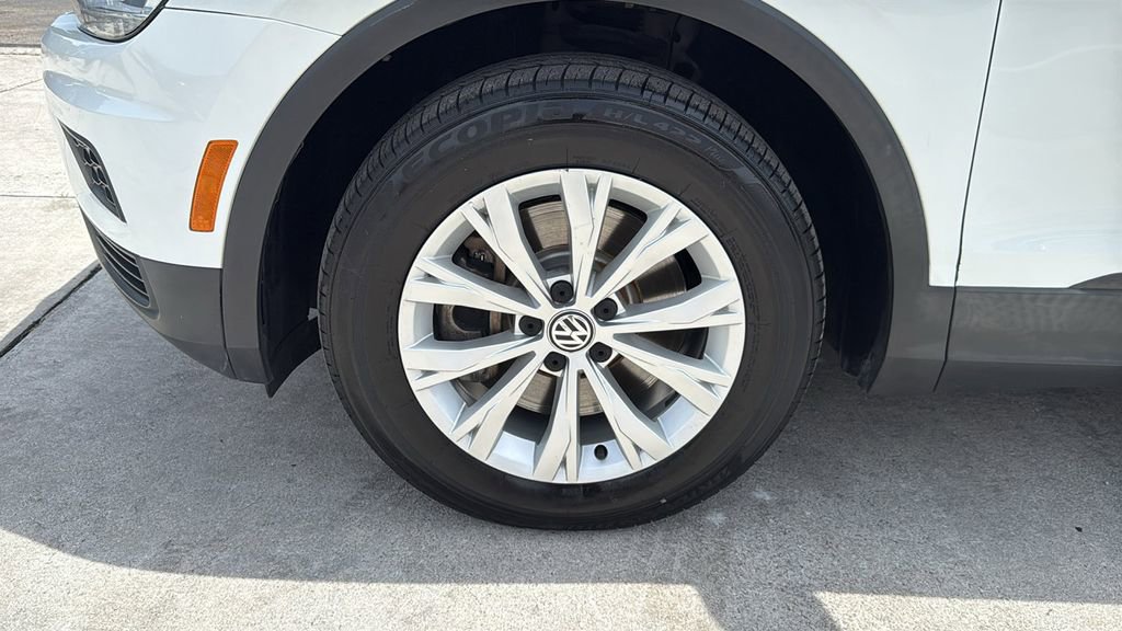 Used 2019 Volkswagen Tiguan S FWD image 18