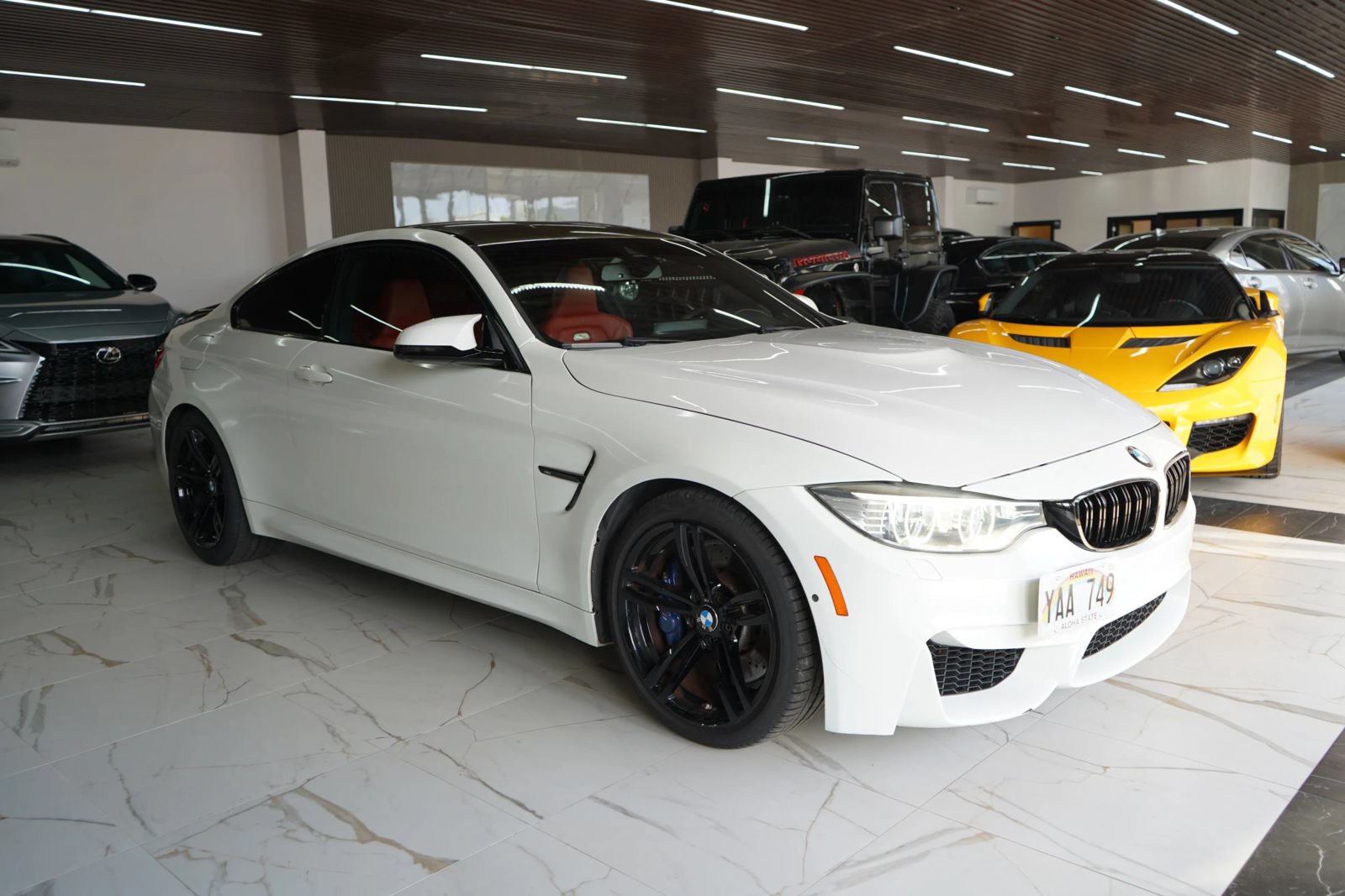 Used 2017 BMW M4 Coupe RWD image 3