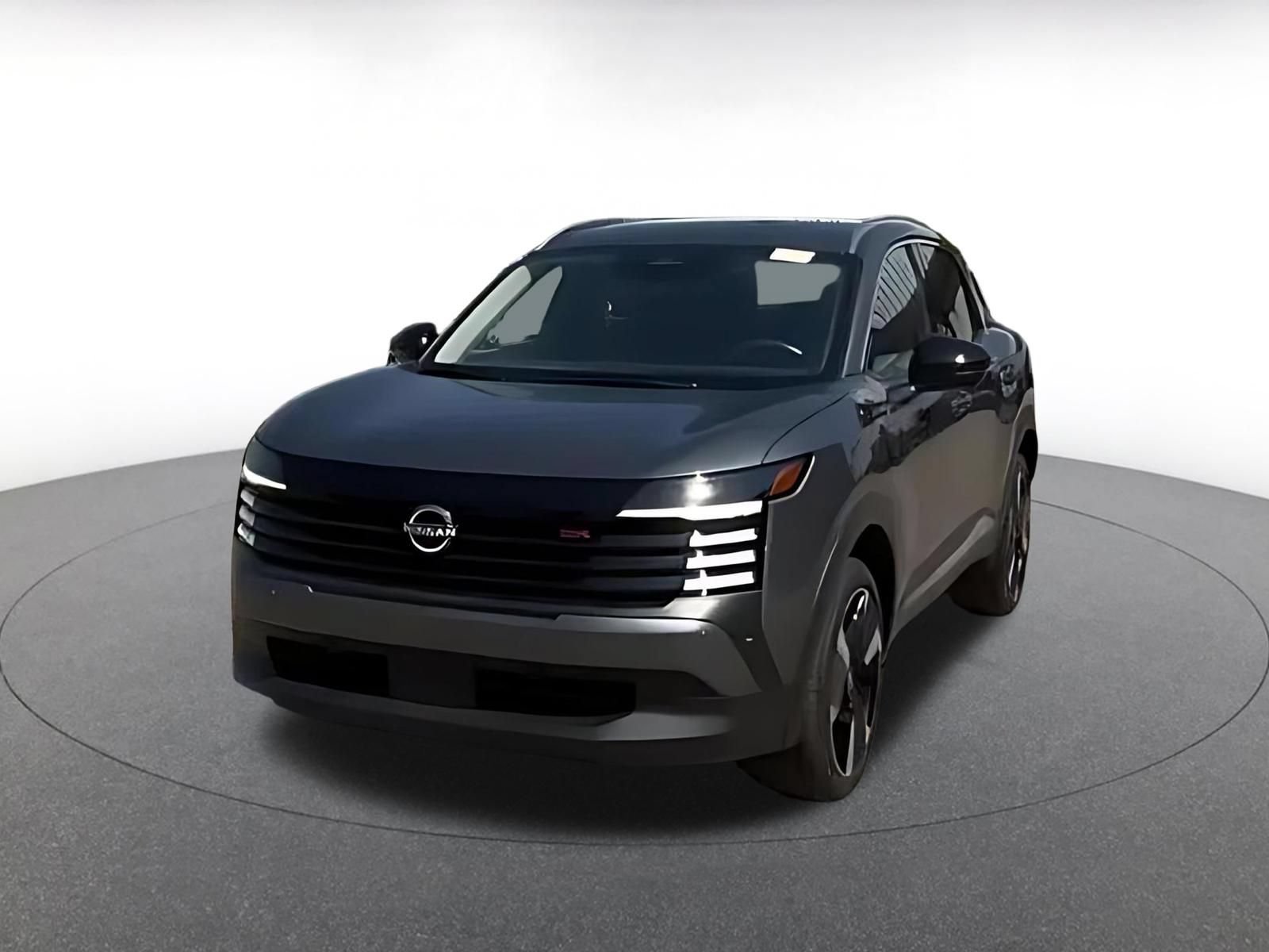 Used 2026 Nissan Kicks SR FWD image 5