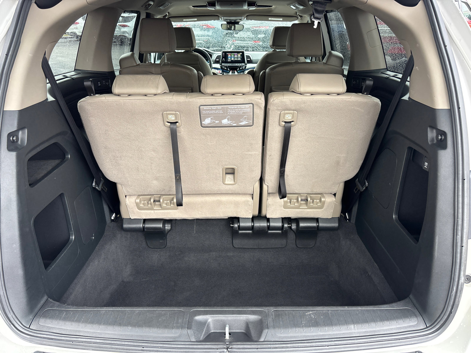 Used 2023 Honda Odyssey Touring image 9