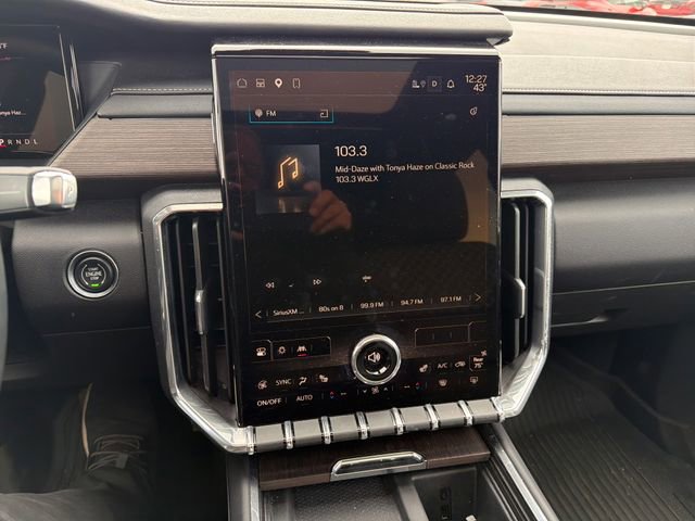 Used 2024 GMC Acadia Denali w/ Super Cruise Package image 20