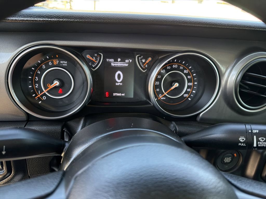 Used 2023 Jeep Gladiator Sport image 18