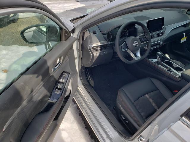 New 2025 Nissan Altima 2.5 SR image 10