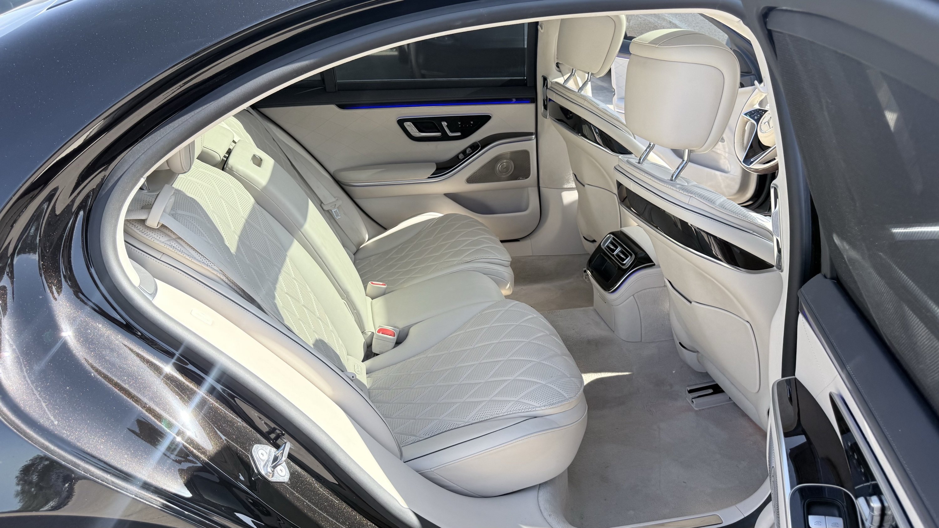 Used 2021 Mercedes-Benz S 580 4MATIC Sedan w/ Warmth & Comfort Package image 32
